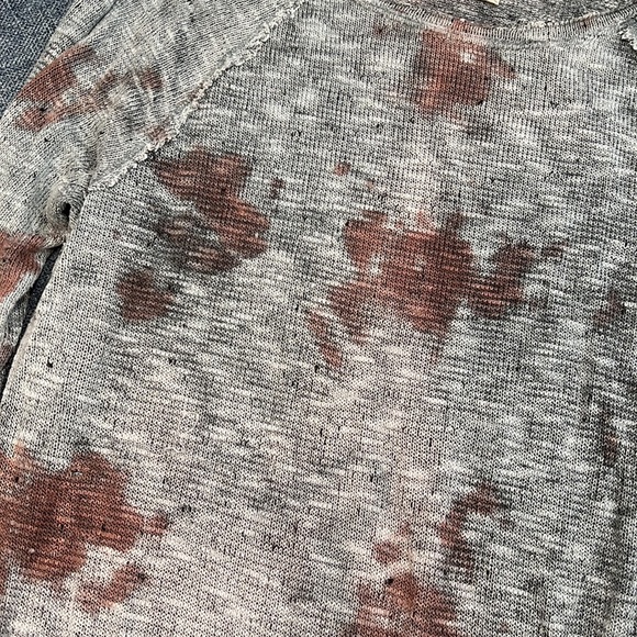 Sweater - Picture 3 of 5